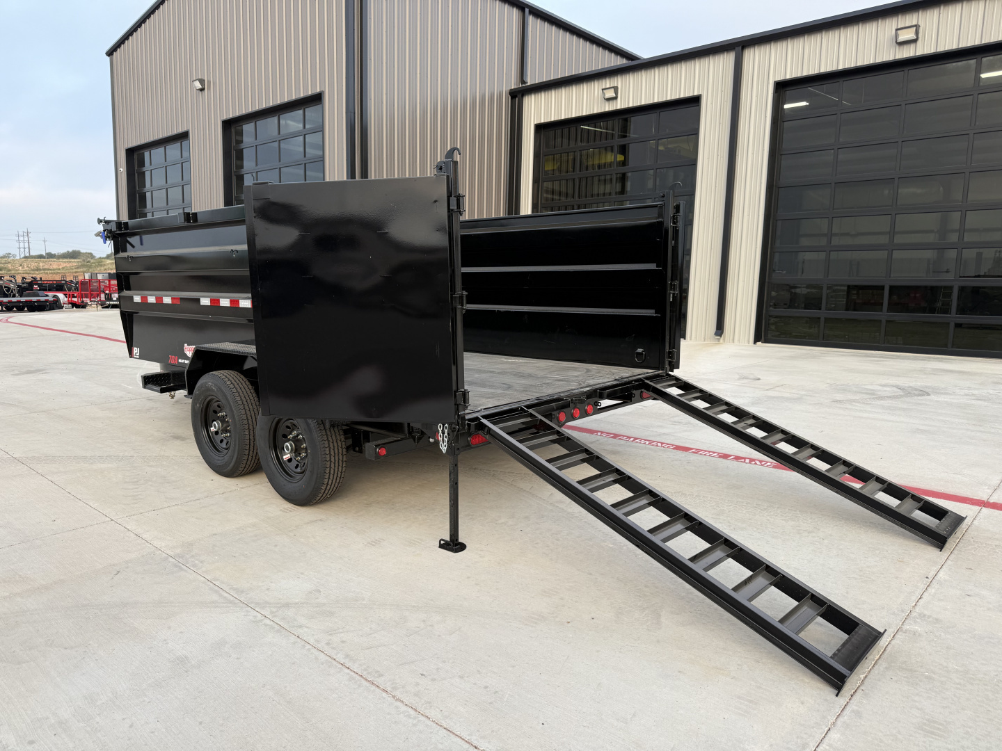 New 2026 PJ 83"x14' BP Tandem Axle Low Pro High Side Dump w/ 48" Sides – DM