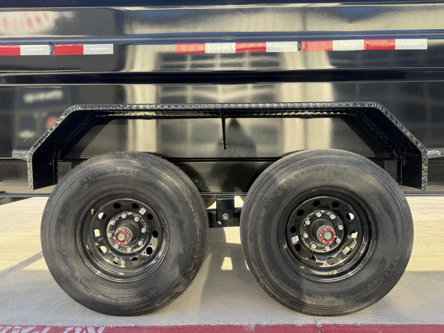 New 2026 PJ 83"x16' GN Tandem Axle Low Pro Telescopic Dump w/ 36" Sides – DT