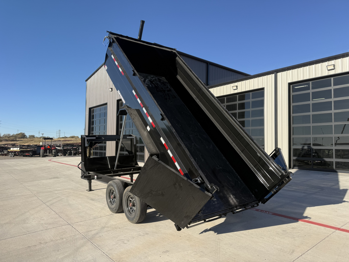 New 2026 PJ 83"x16' GN Tandem Axle Low Pro Telescopic Dump w/ 36" Sides – DT