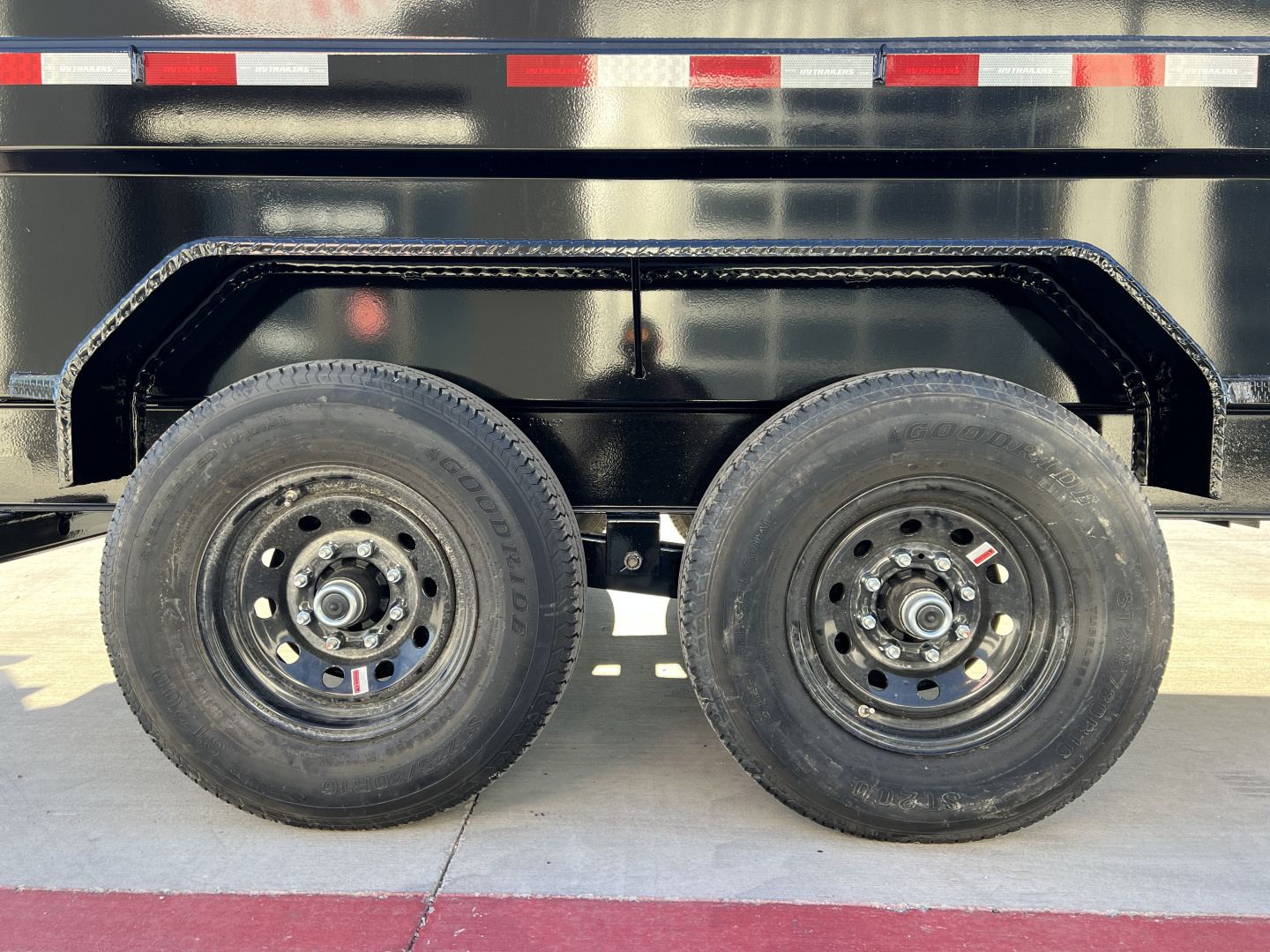 New 2026 PJ 83"x14' GN Tandem Axle Low Pro High Side Dump w/ 36" Sides – DM