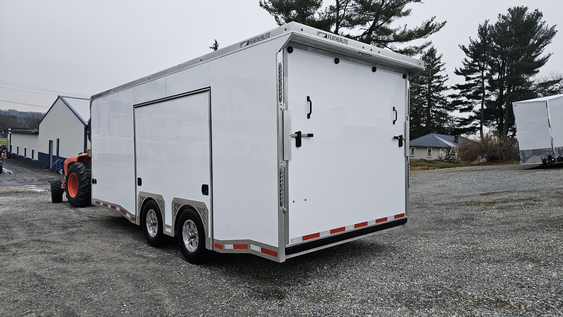 New 2026 Featherlite Trailers 4410 8.5X20TA Car / Racing Trailer
