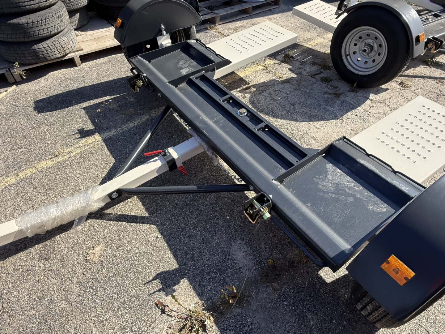 New 2025 Stehl-Tow ST80TD Tow Dolly NO BRAKES (GVW:2999) NAVY/WHITE