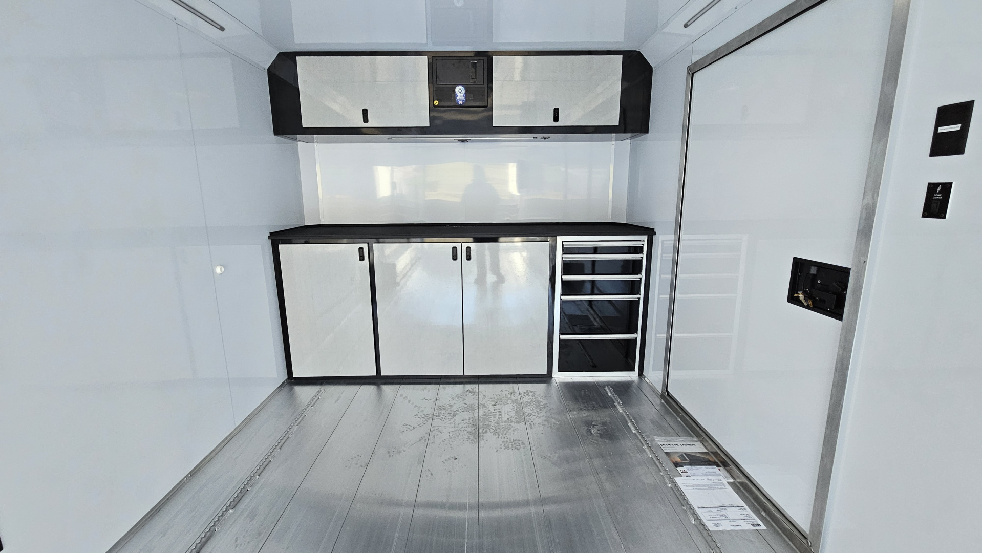 New 2026 Featherlite Trailers 4410 8.5X24TA Car / Racing Trailer