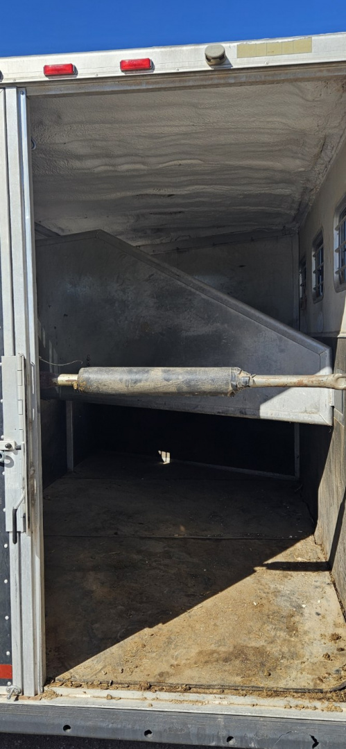 Used 2003 Exiss Trailers 3-Horse Slant Horse Trailer