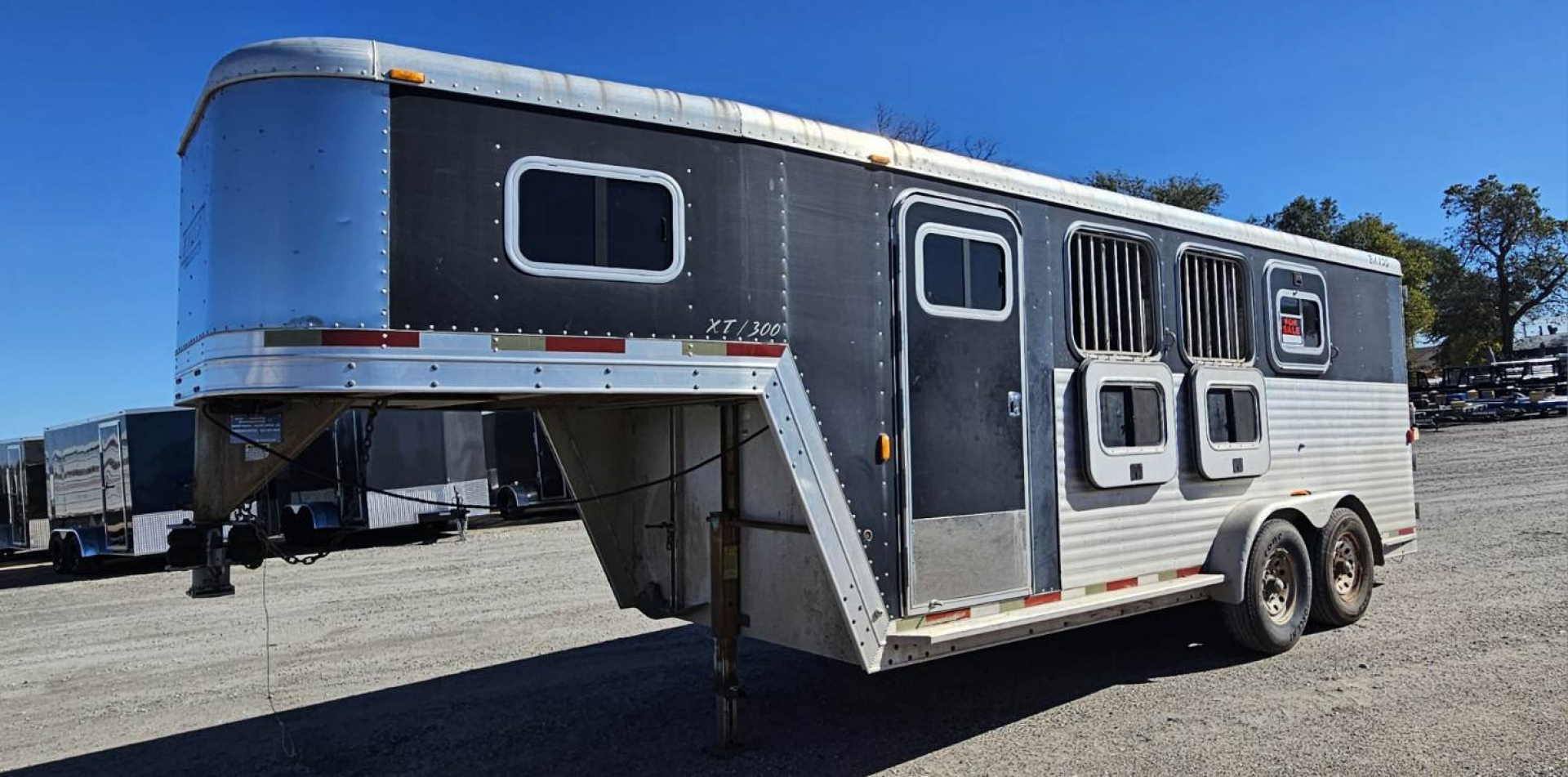 Used 2003 Exiss Trailers 3-Horse Slant Horse Trailer