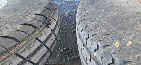 Used 2003 Exiss Trailers 3-Horse Slant Horse Trailer