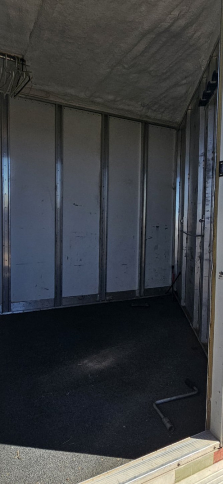 Used 2003 Exiss Trailers 3-Horse Slant Horse Trailer