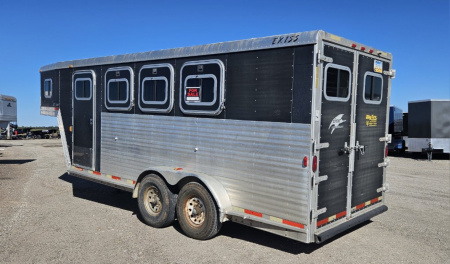 Used 2003 Exiss Trailers 3-Horse Slant Horse Trailer