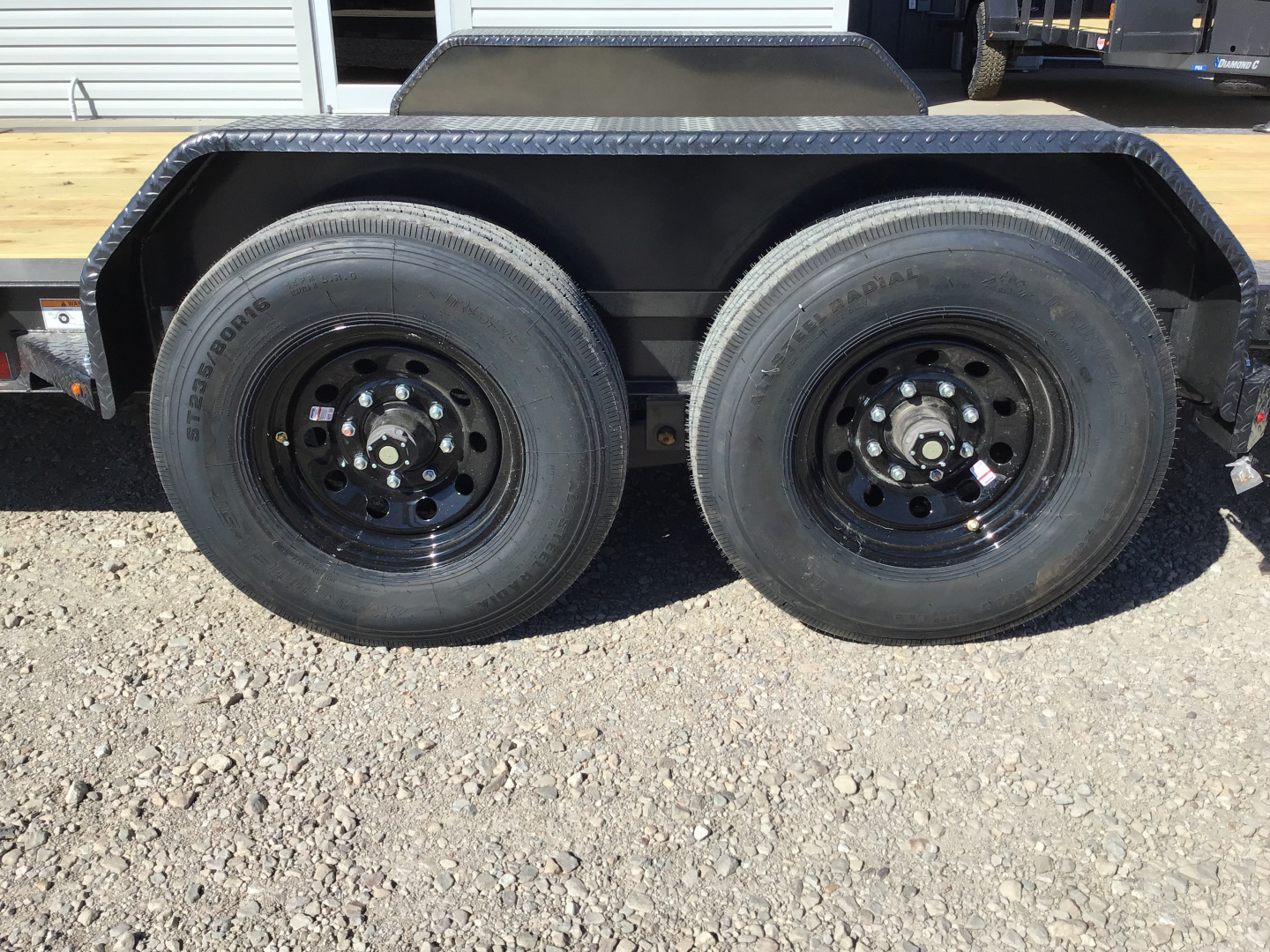 New 2026 Diamond C 82"x22' BP Baseline HD Tilt - HTL208