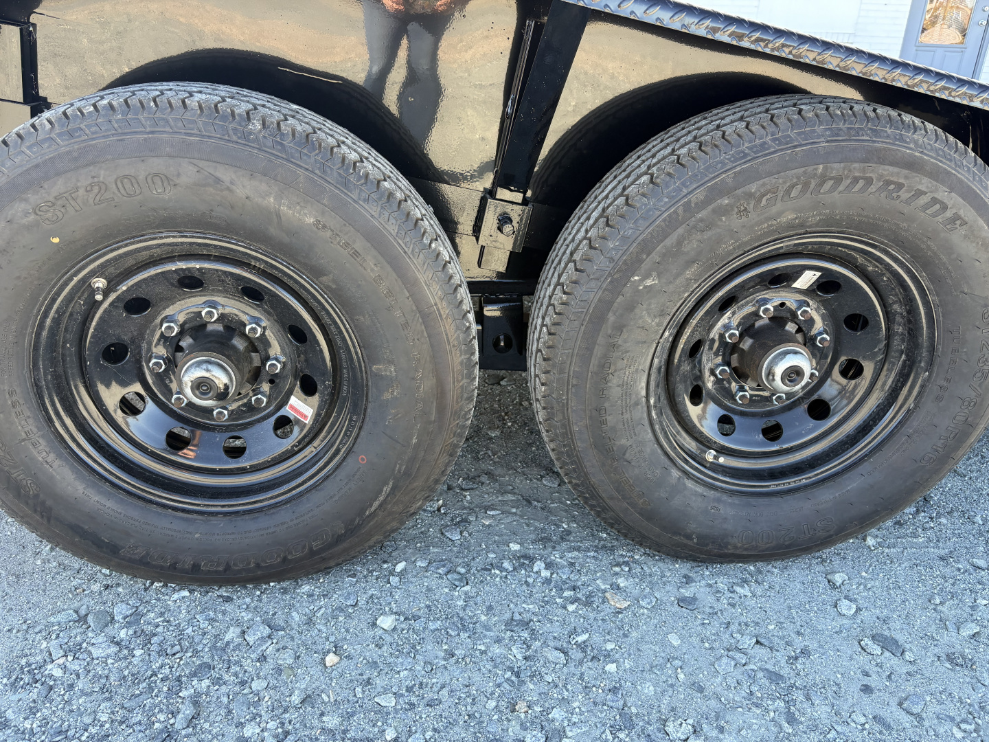 New 2025 Down 2 Earth Trailers 20ft 14K Tilt w/ Wood Deck Tilt Trailer