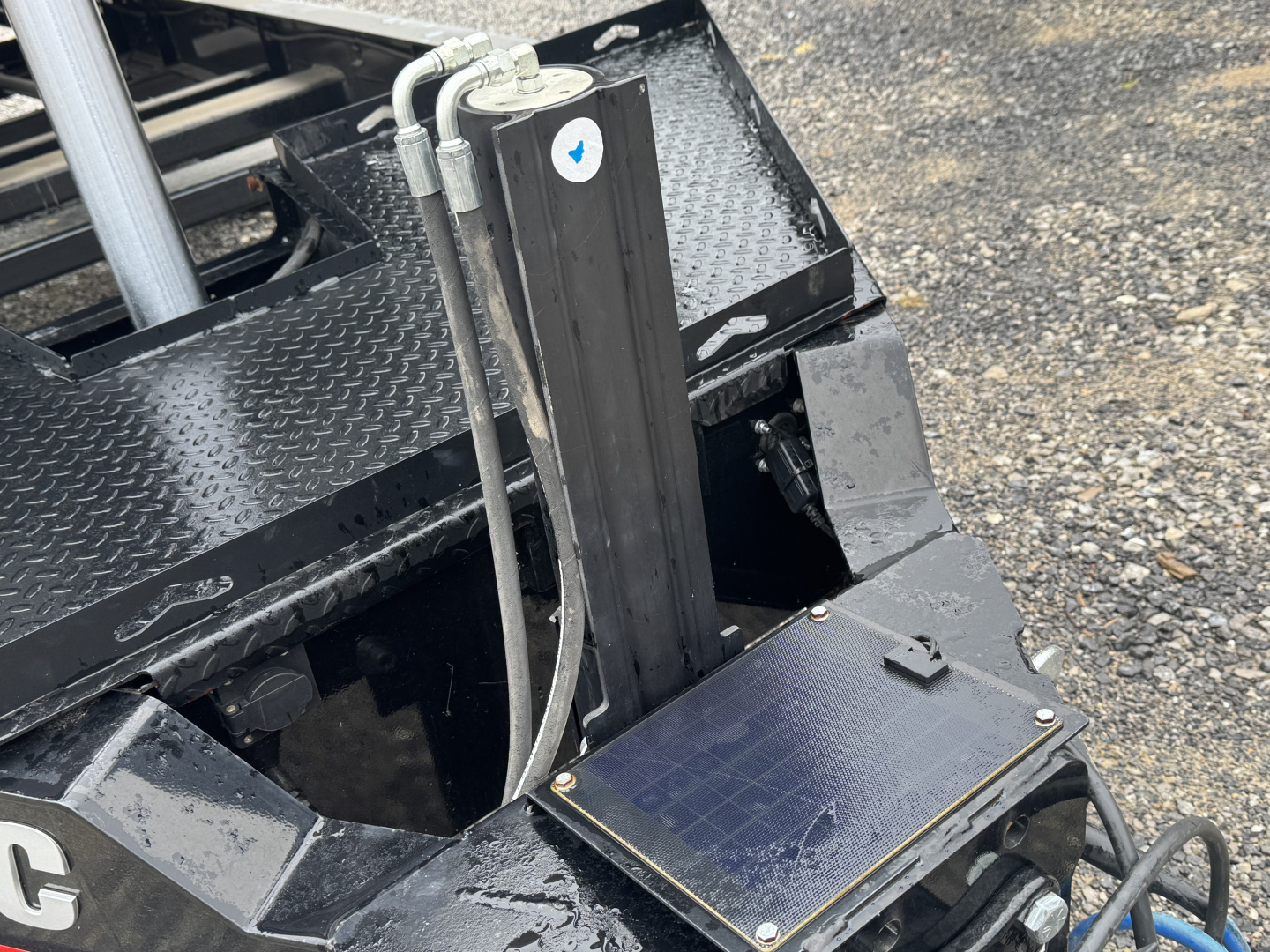 New 2025 Diamond C LPT210 16’ Dump Trailer, PACESETTER EDITION, HYDRAULIC JACK, 7 GAUGE FLOOR, FORK HOLDERS