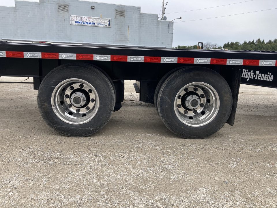New 2026 Buckeye 53' Ultra Max Drop Deck - Air Ride
