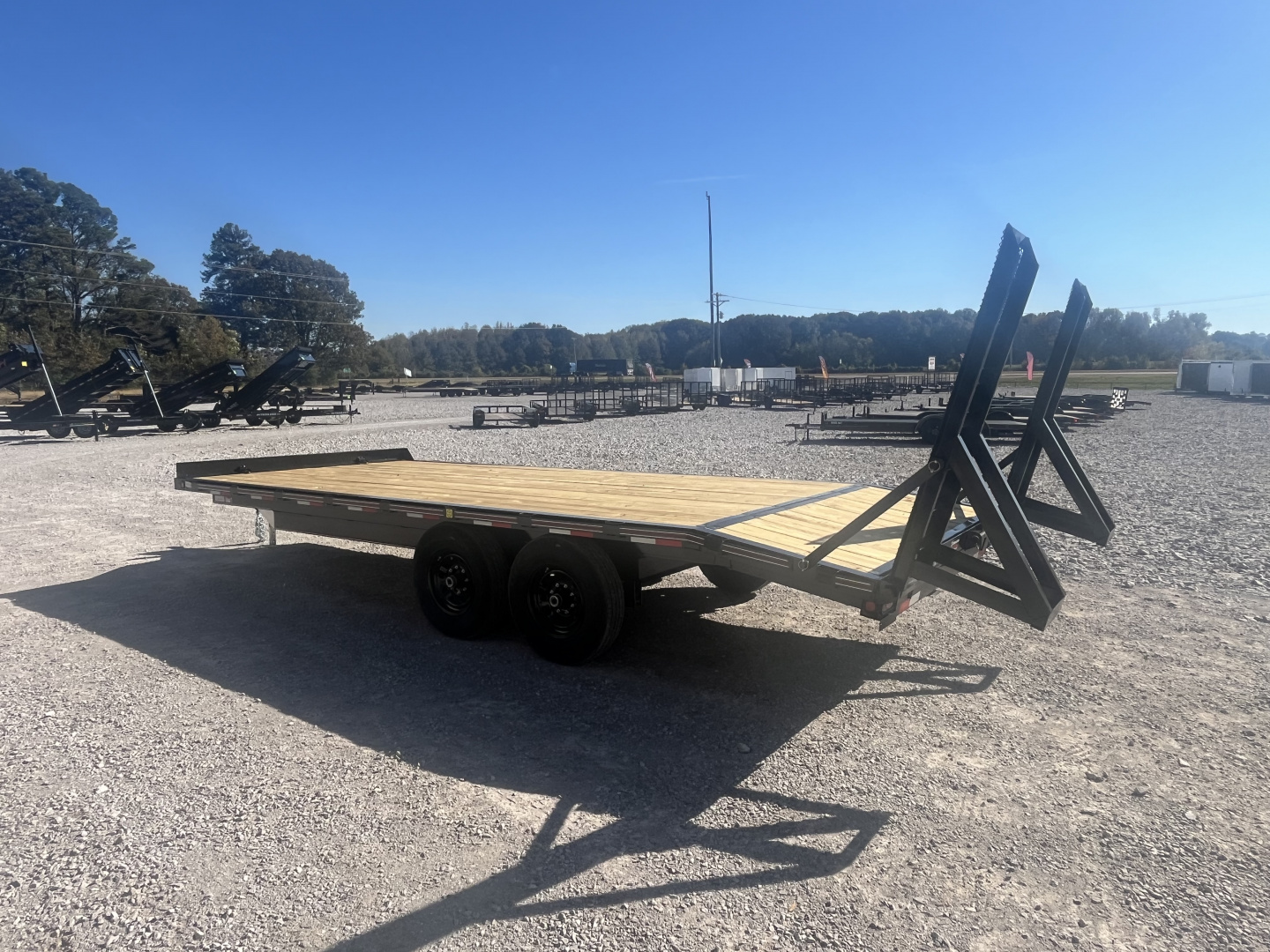 New 2026 Trailblazer 102X20 DECKOVER 14K W/STAND UP RAMPS