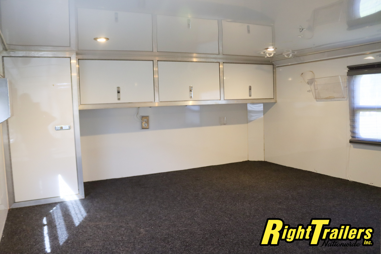 Used 2014 8.5X34 inTech GOOSENECK RACE TRAILER