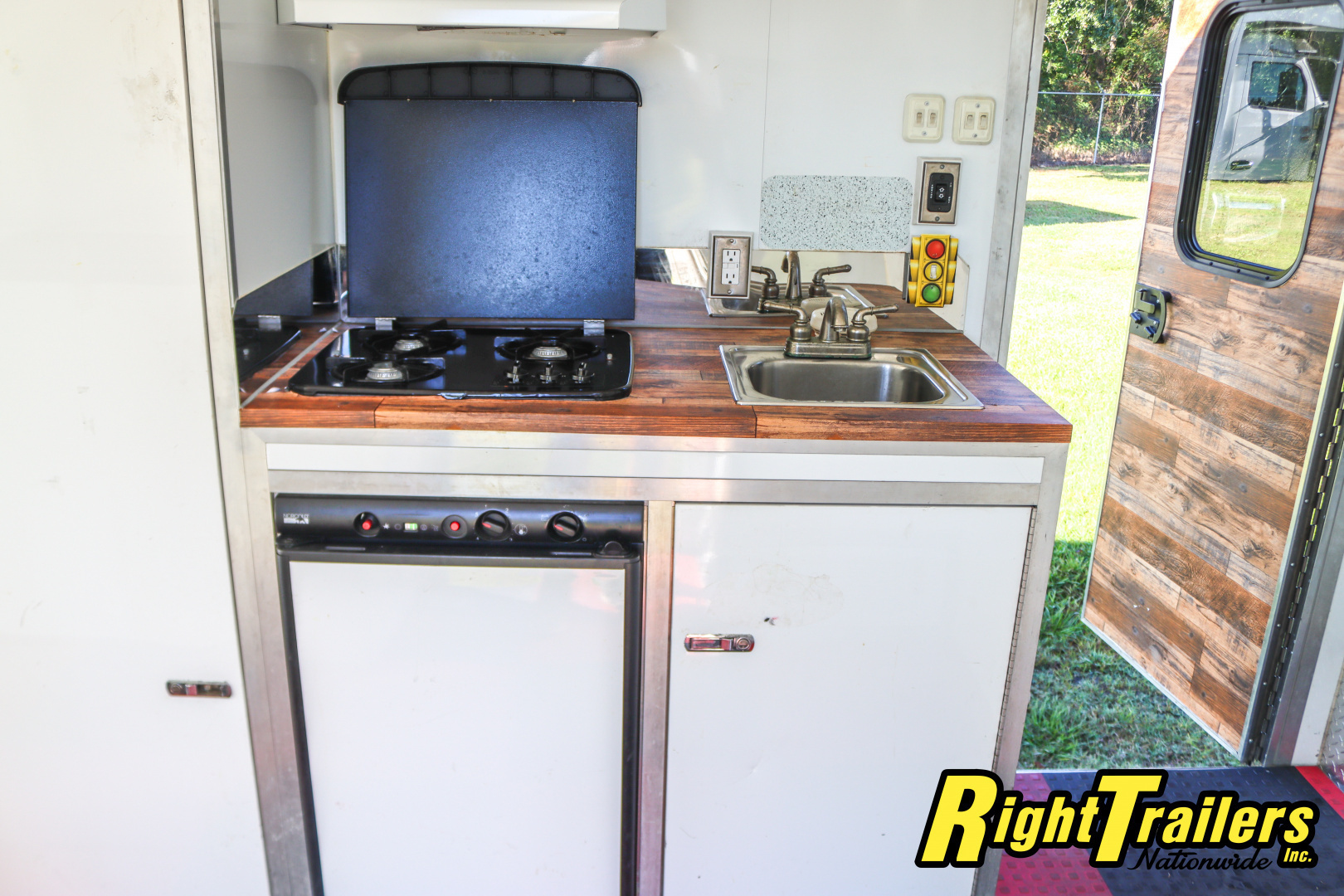 Used 2014 8.5X34 inTech GOOSENECK RACE TRAILER