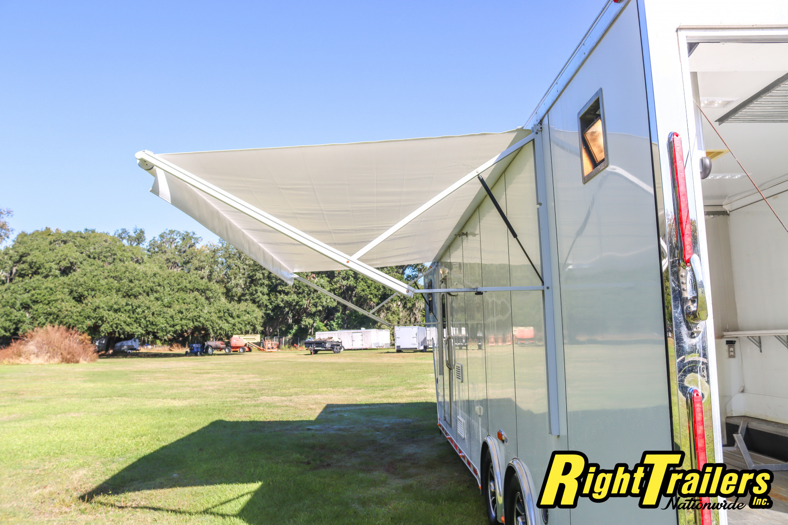Used 2014 8.5X34 inTech GOOSENECK RACE TRAILER