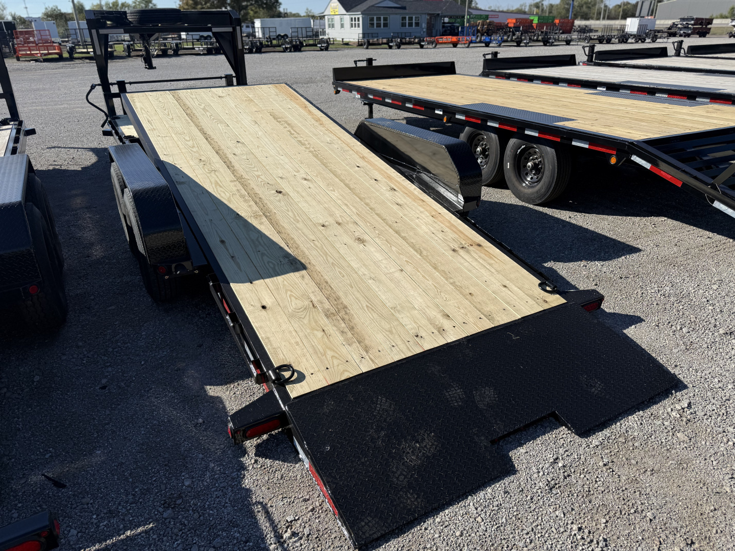 New 2026 Top Hat Trailers CT14GN-24x83 Gooseneck Tilt Trailer