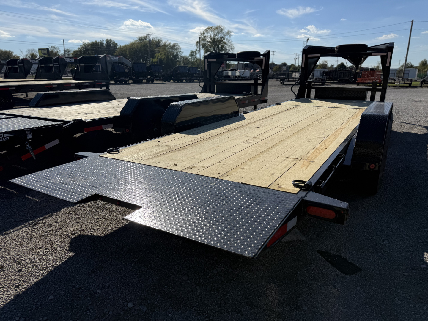 New 2026 Top Hat Trailers CT14GN-24x83 Gooseneck Tilt Trailer