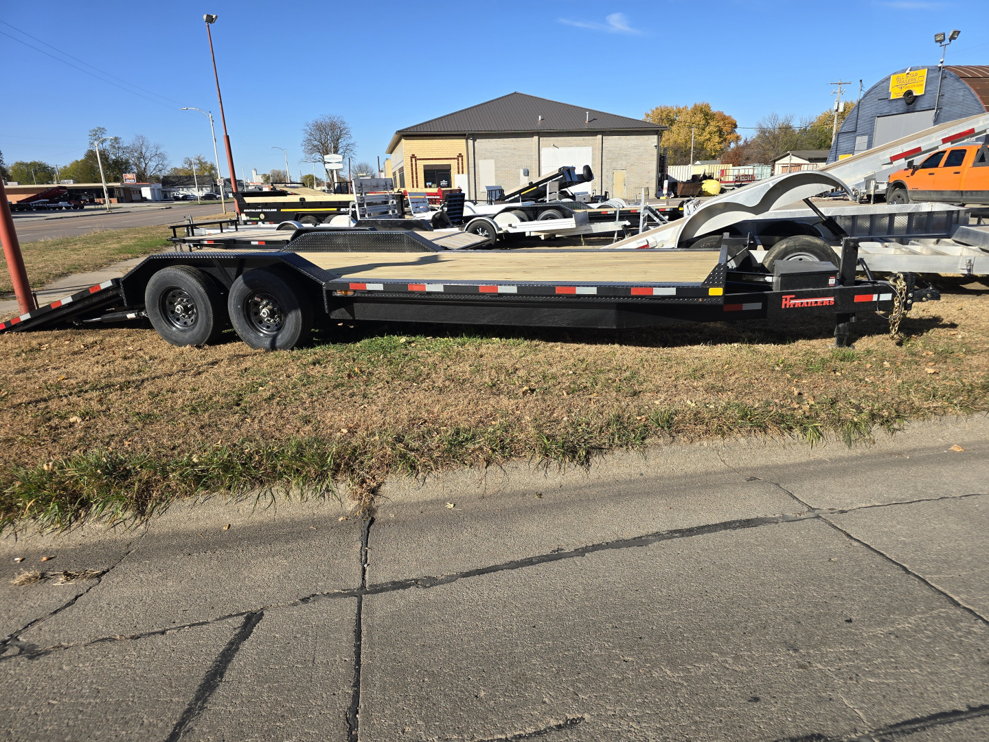 New 2026 HT Trailers 102"x24' Hydraulic Dove 14k GVWR Flatbed Trailer