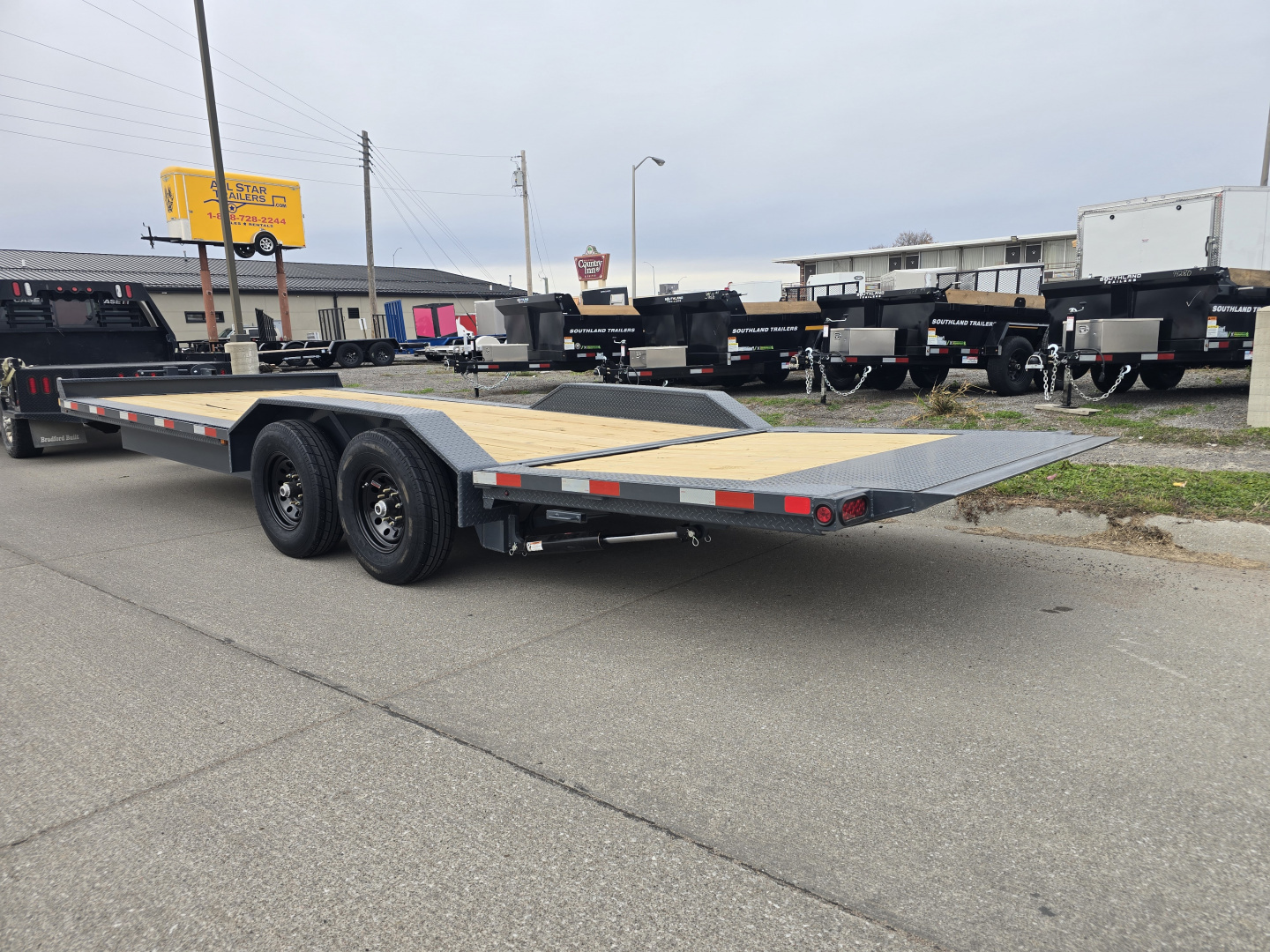 New 2026 HT Trailers 102"x24' Hydraulic Dove 14k GVWR Flatbed Trailer