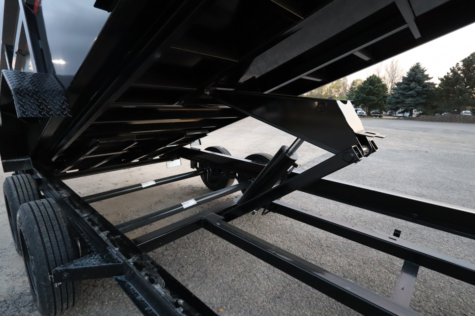 New 2026 Load Trail 16' GN Dump Trailer