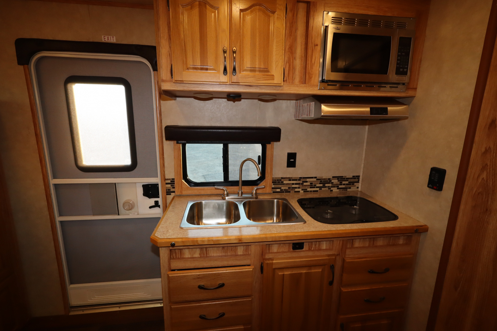 Used 2015 Bison Trailers Stock/Combo LQ Slide-out Horse Trailer