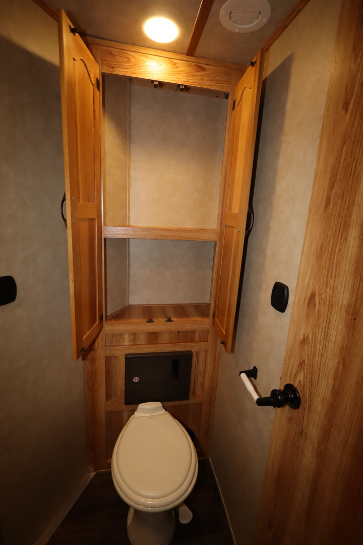 Used 2015 Bison Trailers Stock/Combo LQ Slide-out Horse Trailer