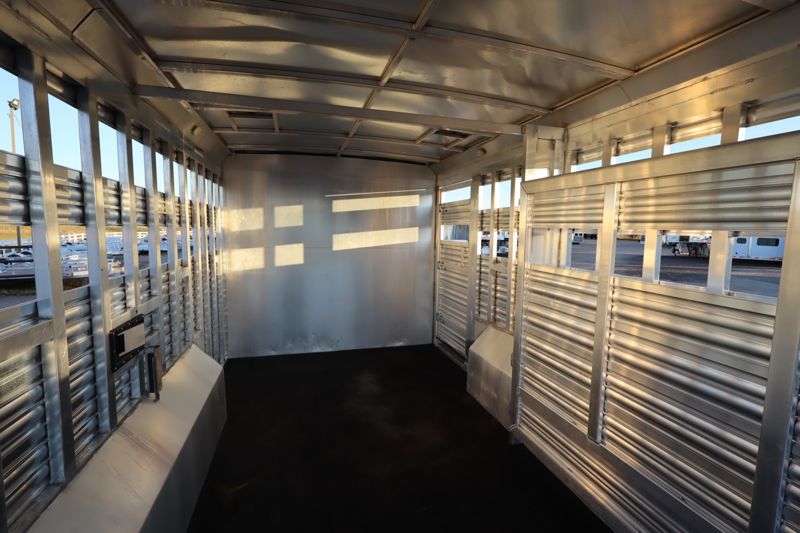 Used 2015 Bison Trailers Stock/Combo LQ Slide-out Horse Trailer