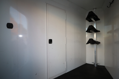 Used 2015 Bison Trailers Stock/Combo LQ Slide-out Horse Trailer