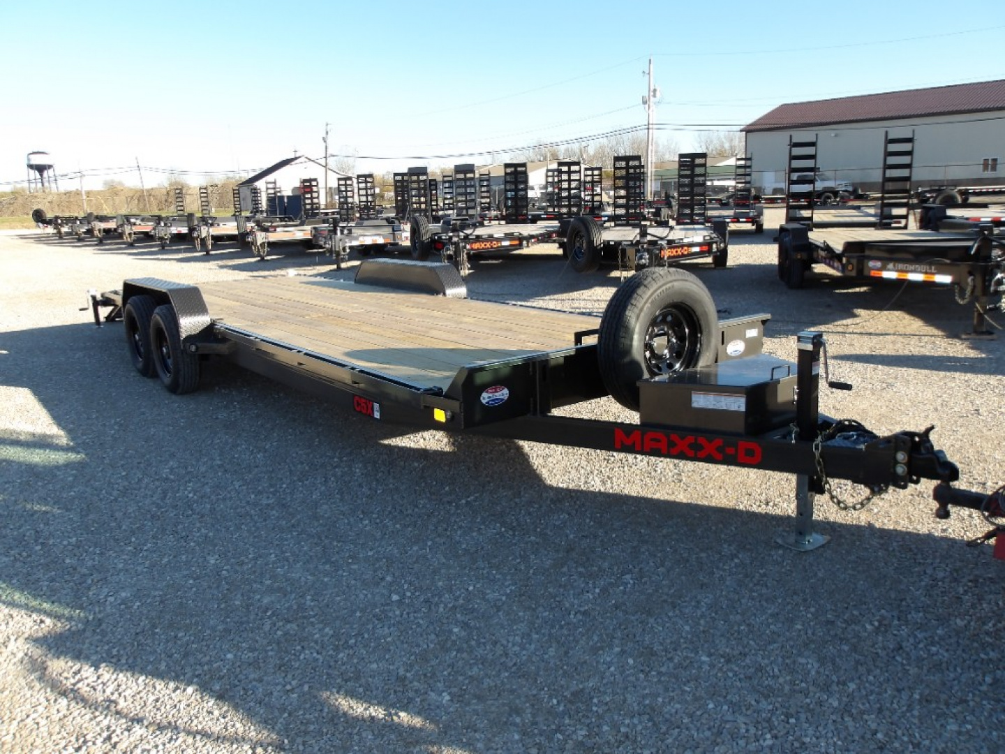 New 2026 MAXX-D C5X8324 Car Hauler