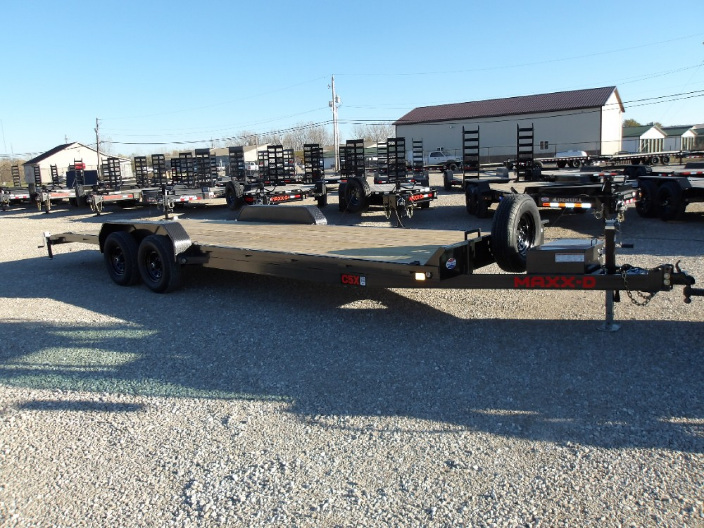 New 2026 MAXX-D C5X8324 Car Hauler