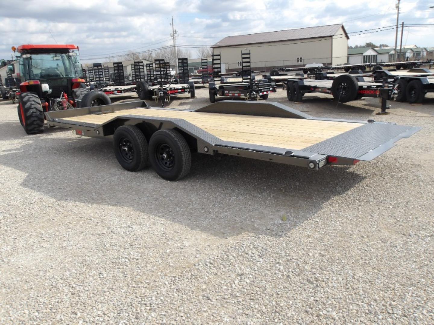 New 2026 MAXX-D T5X10220 Car Hauler