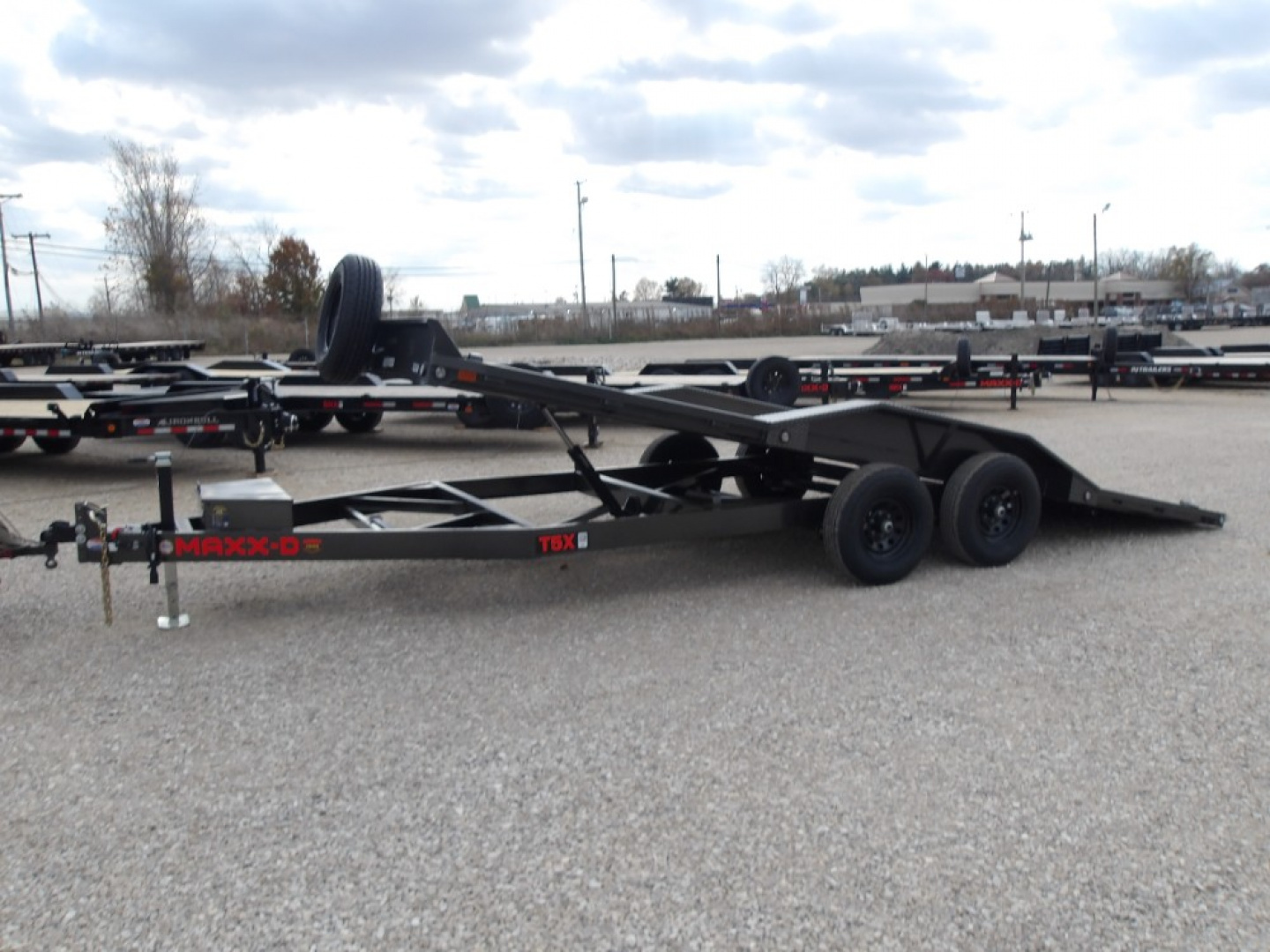 New 2026 MAXX-D T5X10220 Car Hauler