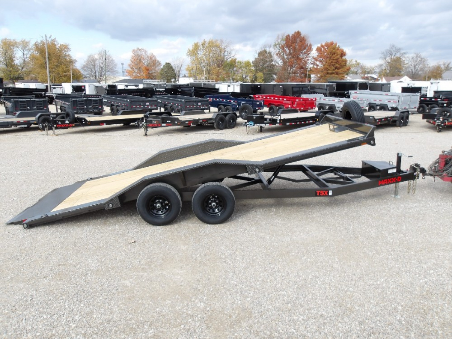New 2026 MAXX-D T5X10220 Car Hauler