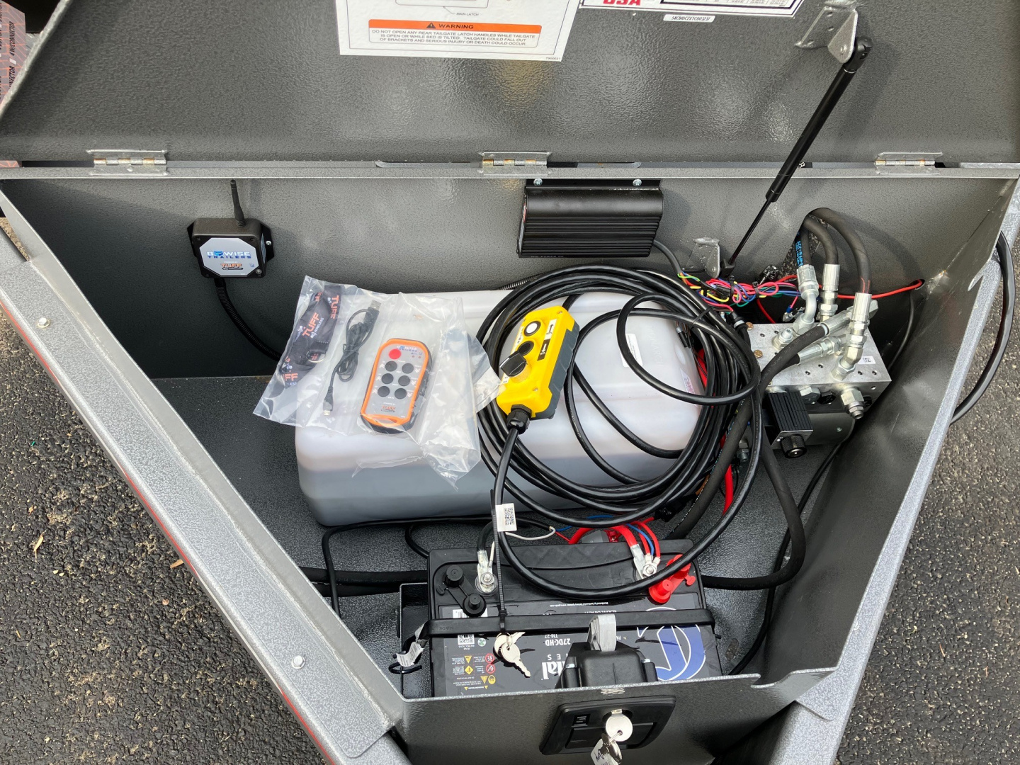 New 7 x 16 DUT15 BWISE Telescopic Ultimate Dump Trailer 15.4k**Hammertone Black/Gray Frame