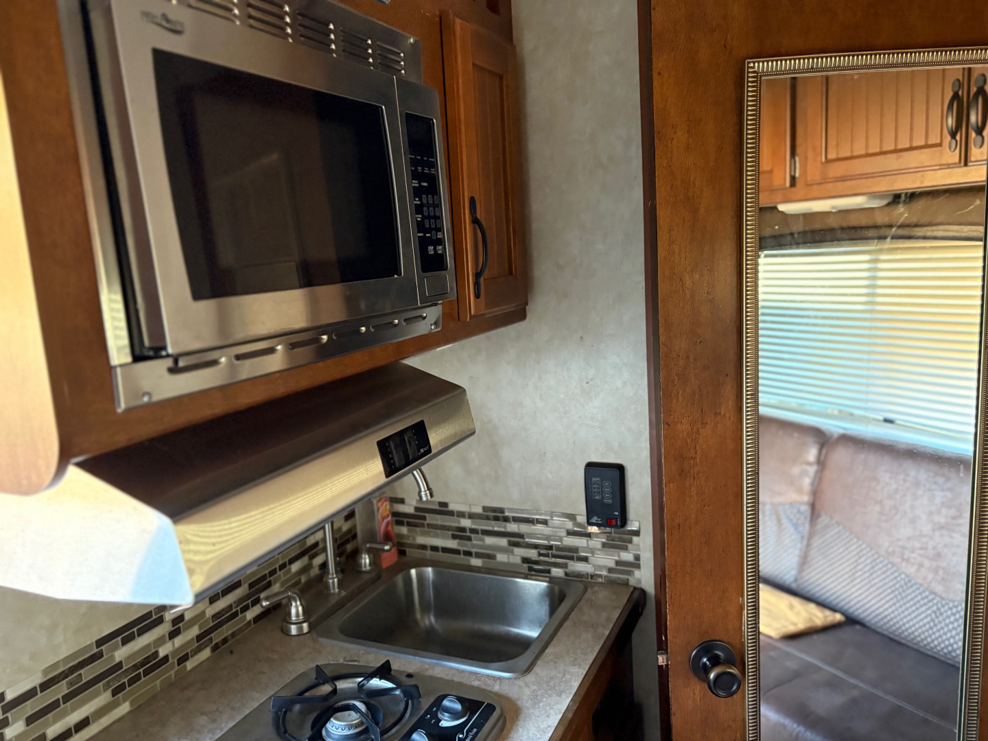 Used 2015 Bison Trailers TRAIL HAND Horse Trailer