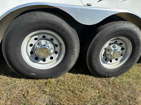 Used 2015 Bison Trailers TRAIL HAND Horse Trailer