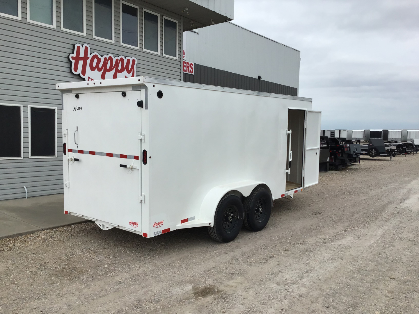 New 2026 X-On 6’8"x16’ BP Steel Enclosed Trailer – E7