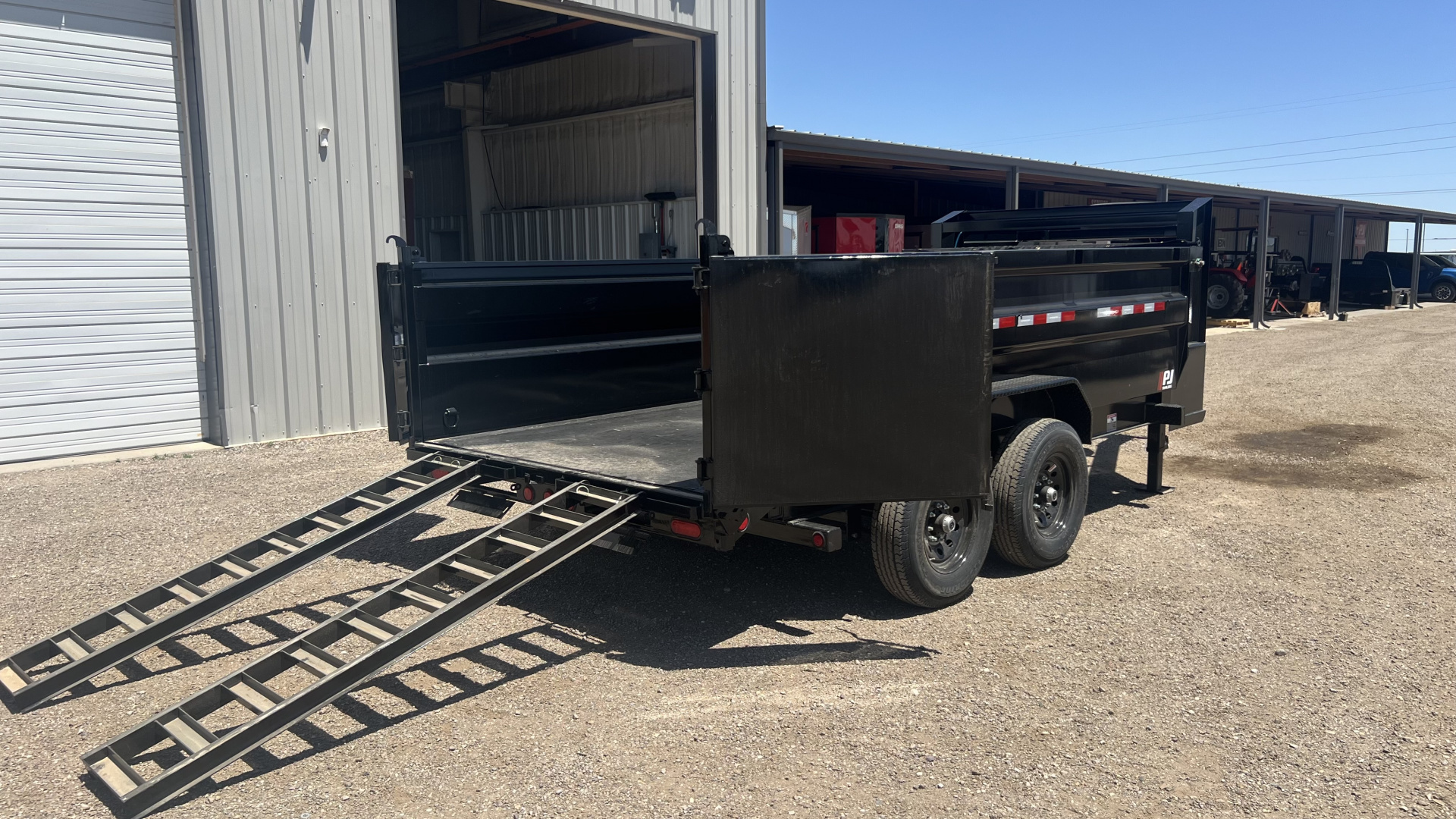 New 2026 PJ 83"x14' GN Tandem Axle Low Pro High Side Dump w/ 36" Sides – DM