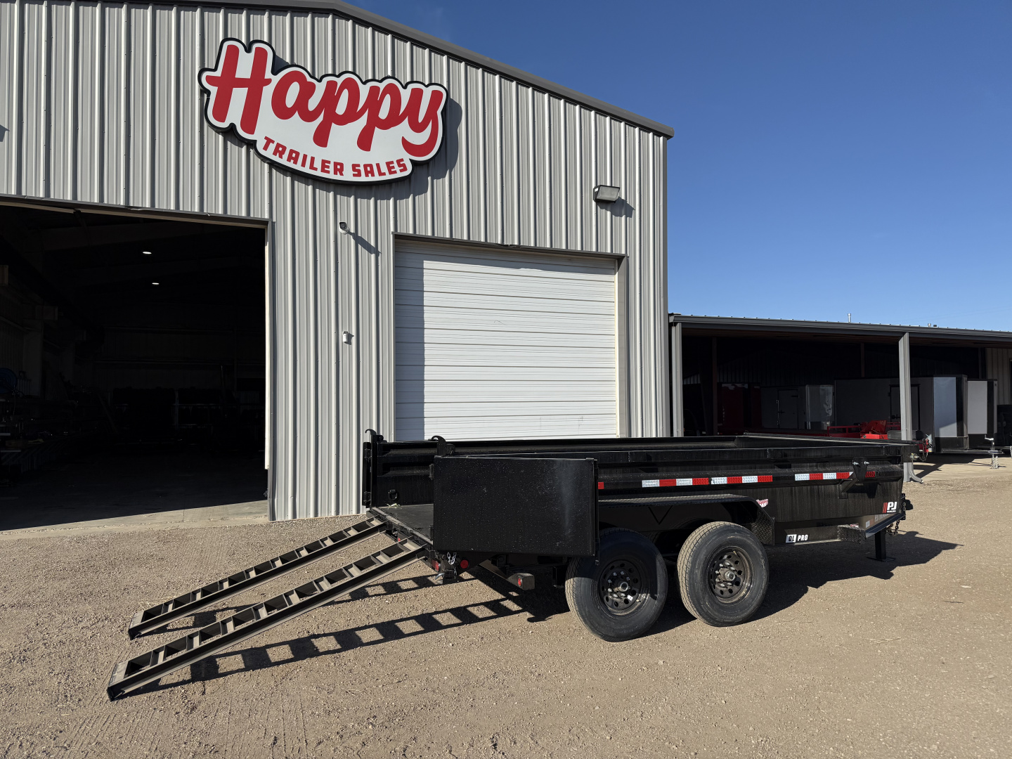 New 2026 PJ 83"x14' BP Tandem Axle Low Pro Dump w/ 24" Sides – DL