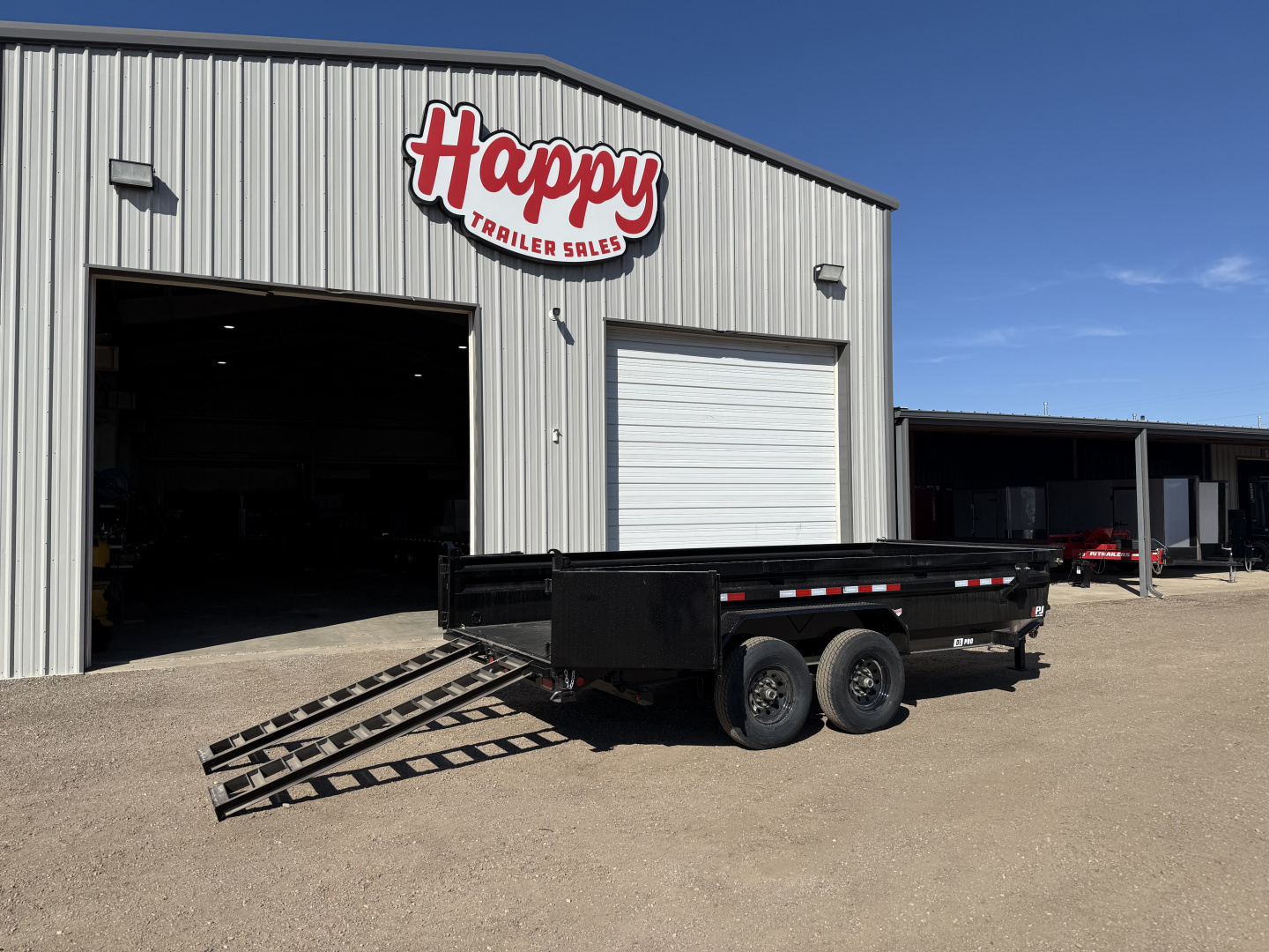New 2026 PJ 83"x16' BP Tandem Axle Low Pro Dump w/ 24" Sides – DL