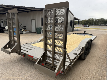 New 2026 Diamond C Trailers LPX207 20X82 Equipment Trailer