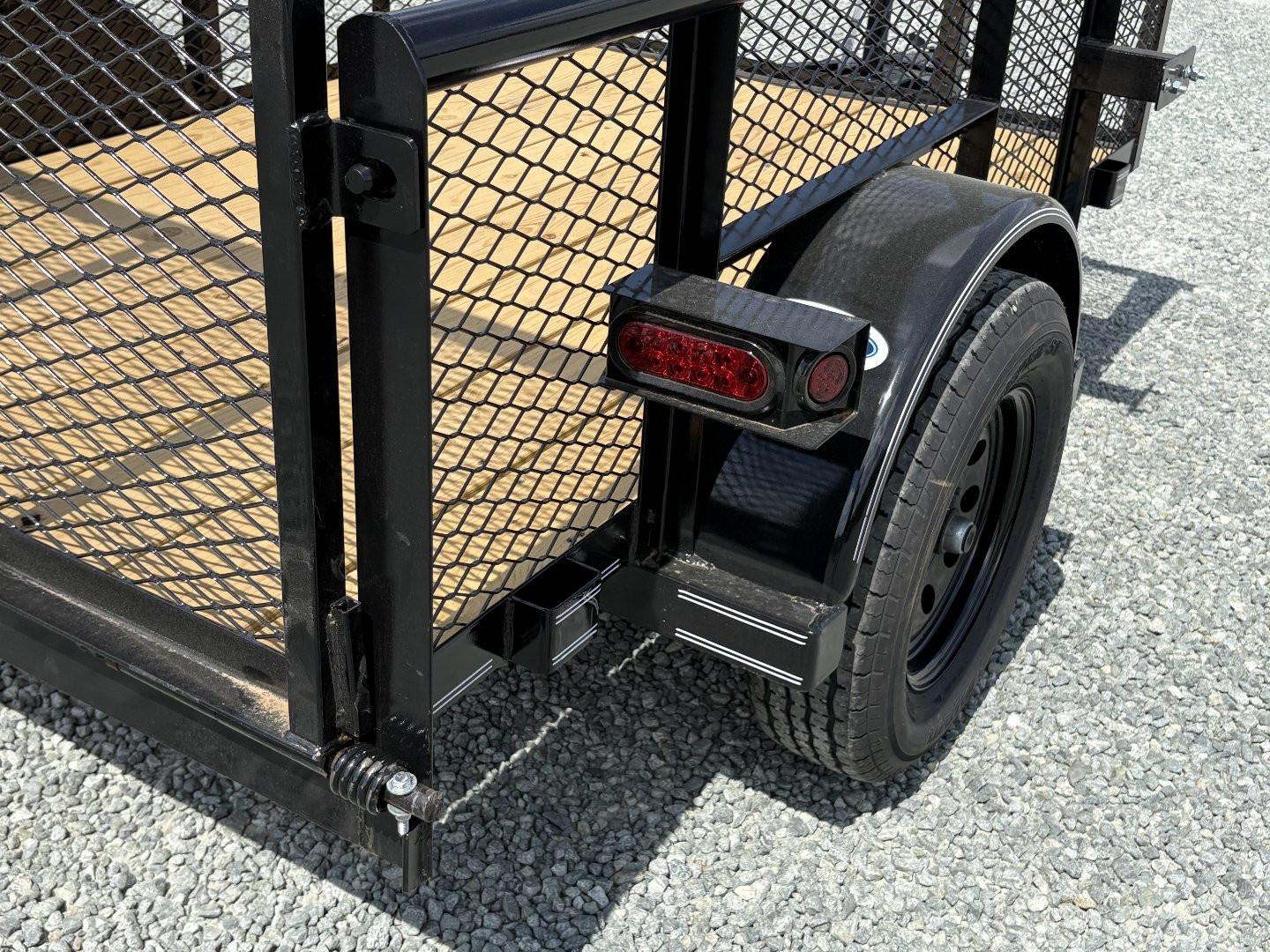 New 2025 TEXAS BRAGG TRAILERS 5X8P w/2ft Expanded Sides & Tailgate Utility Trailer