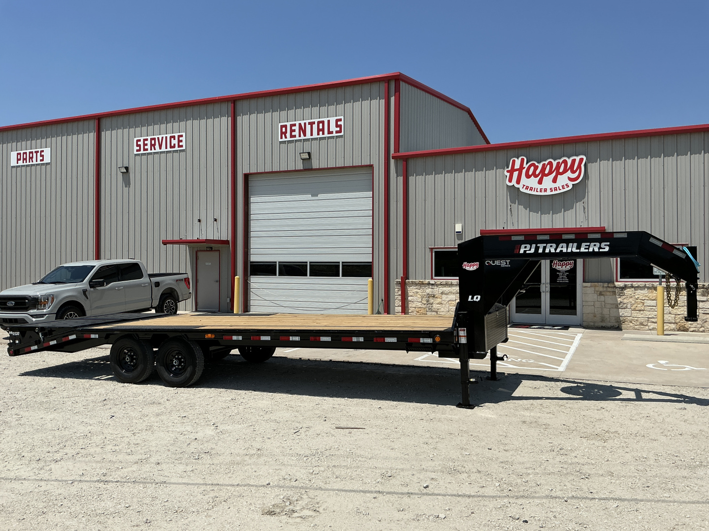 New 2026 PJ 102”x25’ Quest Gooseneck Flatbed w/ Singles – LQ