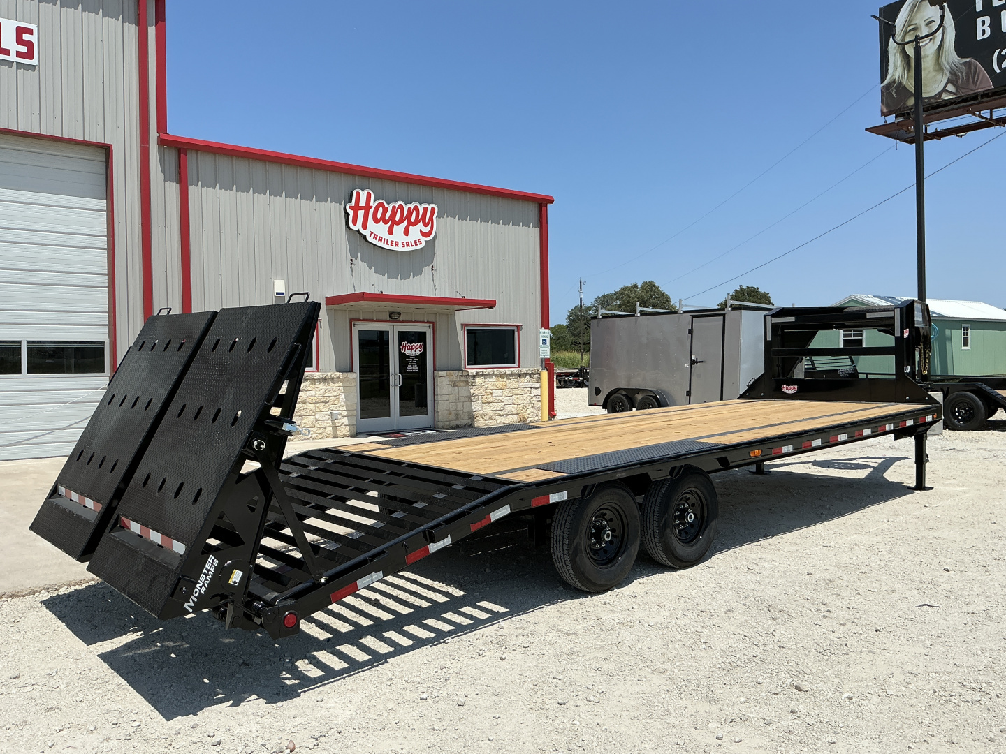 New 2026 PJ 102”x25’ Quest Gooseneck Flatbed w/ Singles – LQ