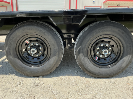 New 2026 PJ 102”x25’ Quest Gooseneck Flatbed w/ Singles – LQ