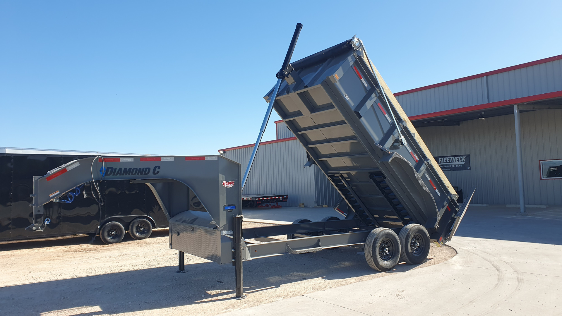 New 2026 Diamond C 82"x14' GN HD Low Profile Telescopic Dump w/ 32" Sides - LPT-GN207 Pacesetter Edition