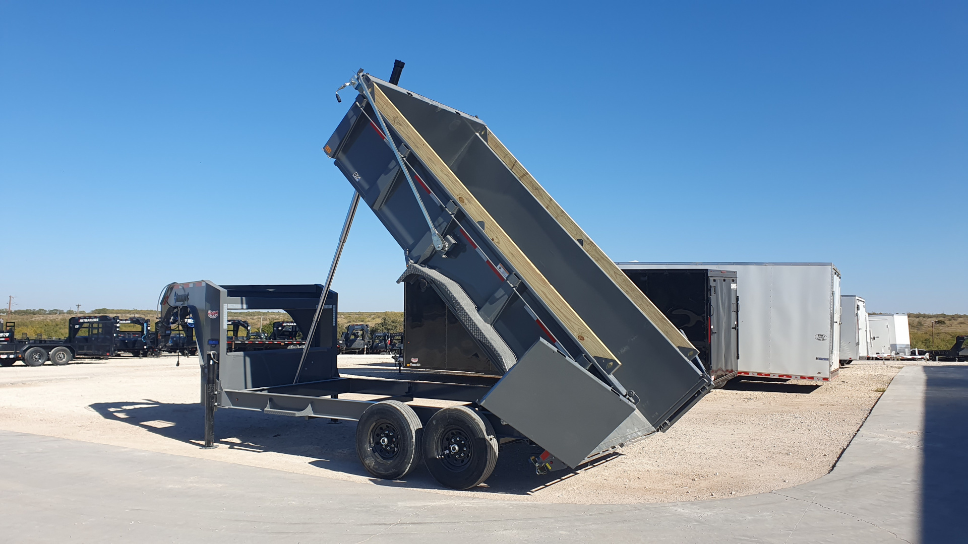 New 2026 Diamond C 82"x14' GN HD Low Profile Telescopic Dump w/ 32" Sides - LPT-GN207 Pacesetter Edition