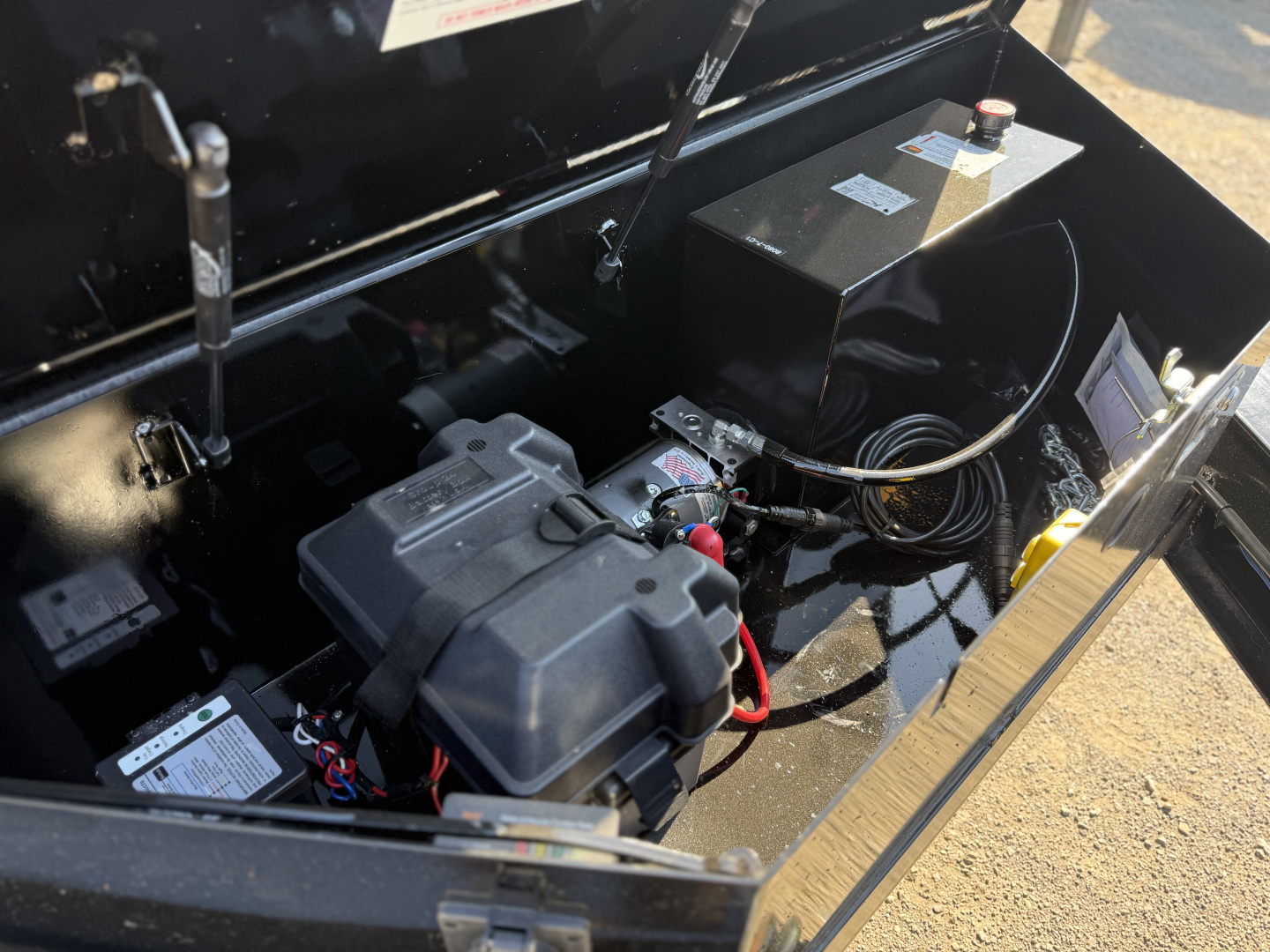 New 2026 Top Hat Trailers DX14-14x83 Telescopic Lift Dump Trailer