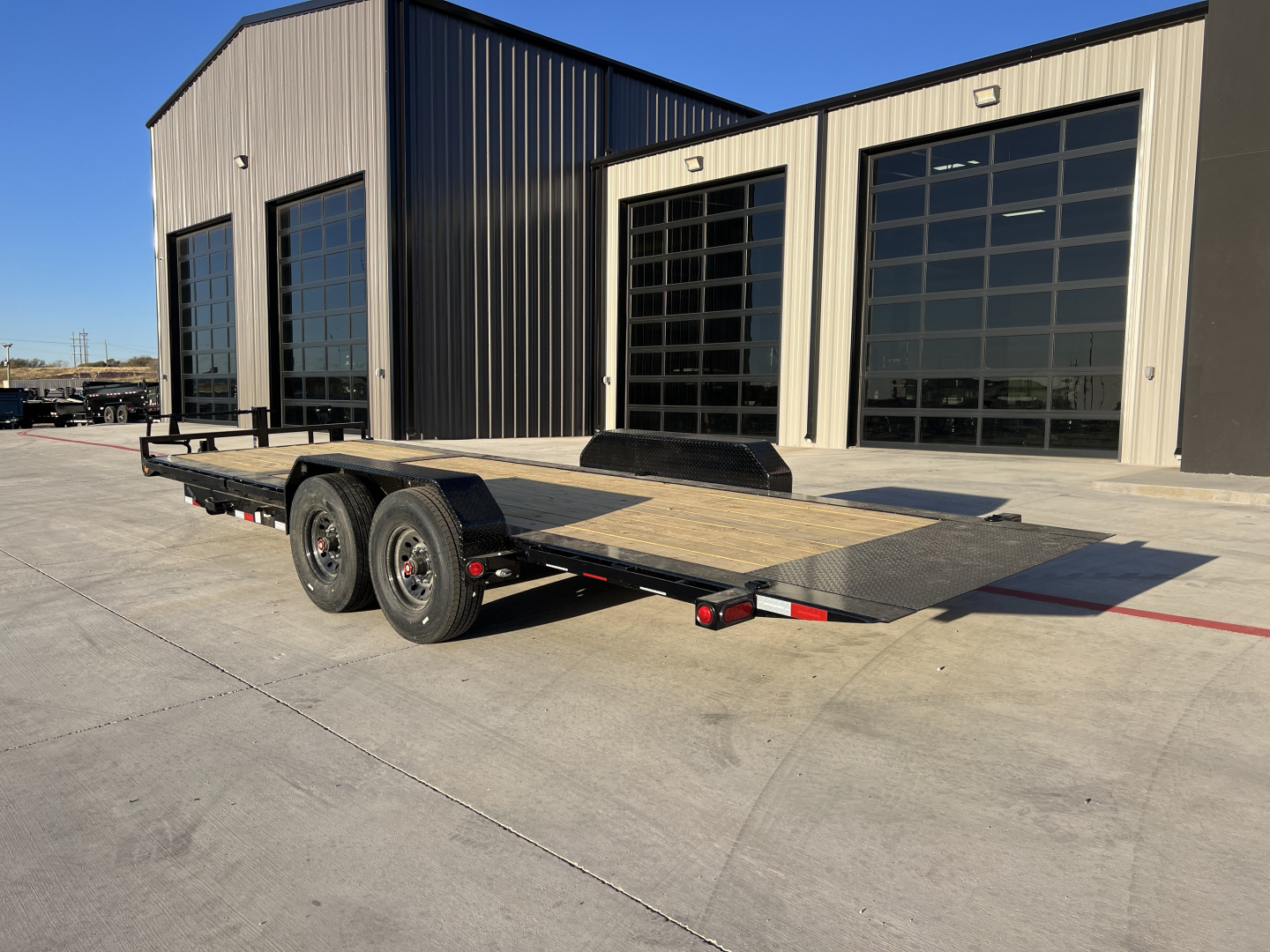 New 2026 PJ 82"x22' Heavy-Duty Equipment Tilt Trailer – TJ